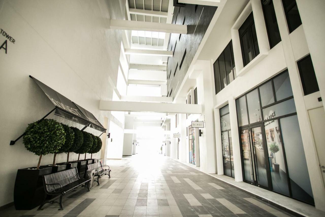 Econest Apartment By The One - Educity Nusajaya Nusajaya  Exterior foto